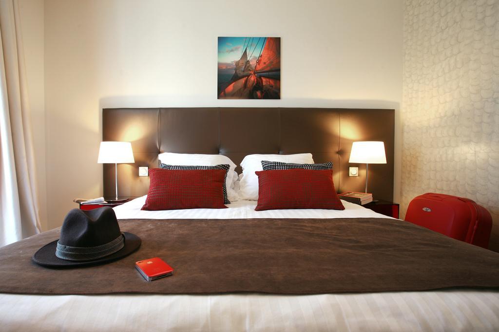 Hotel La Residence Des Artistes Roscoff Exterior photo
