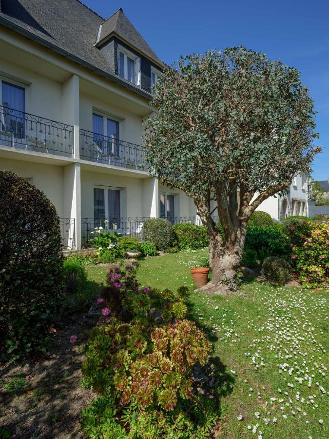 Hotel La Residence Des Artistes Roscoff Exterior photo