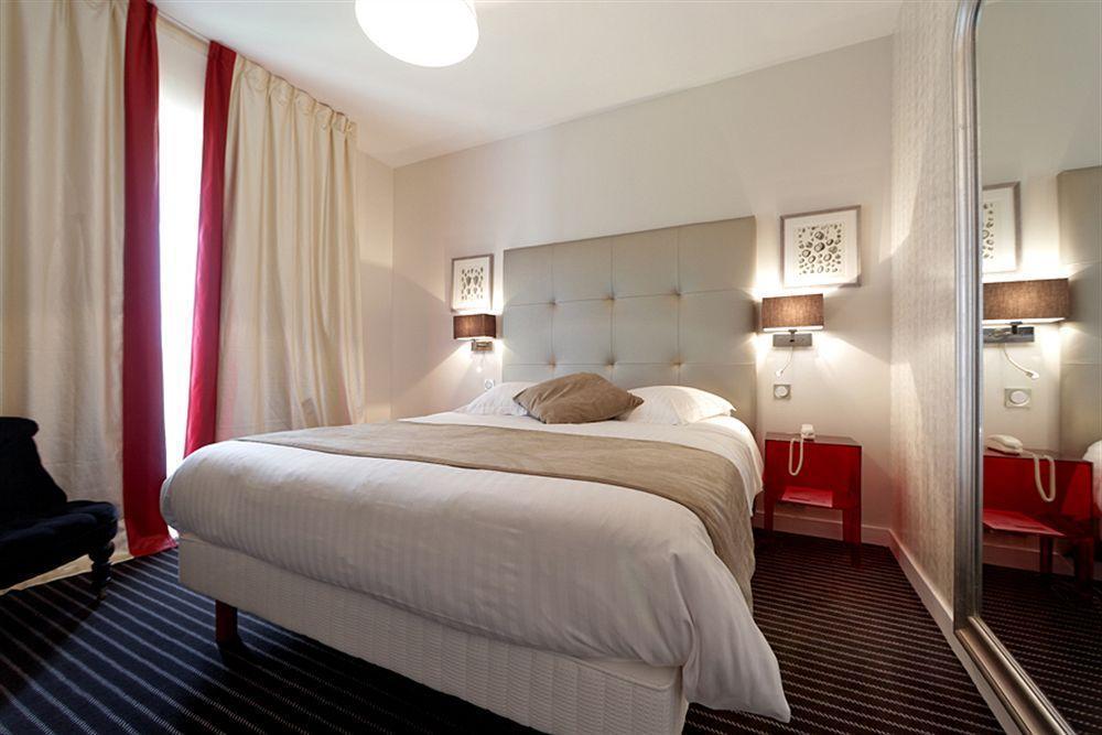 Hotel La Residence Des Artistes Roscoff Exterior photo